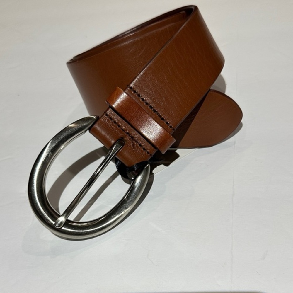 Talbots Brown Leather Belt with silvertone buckle 28-33”
